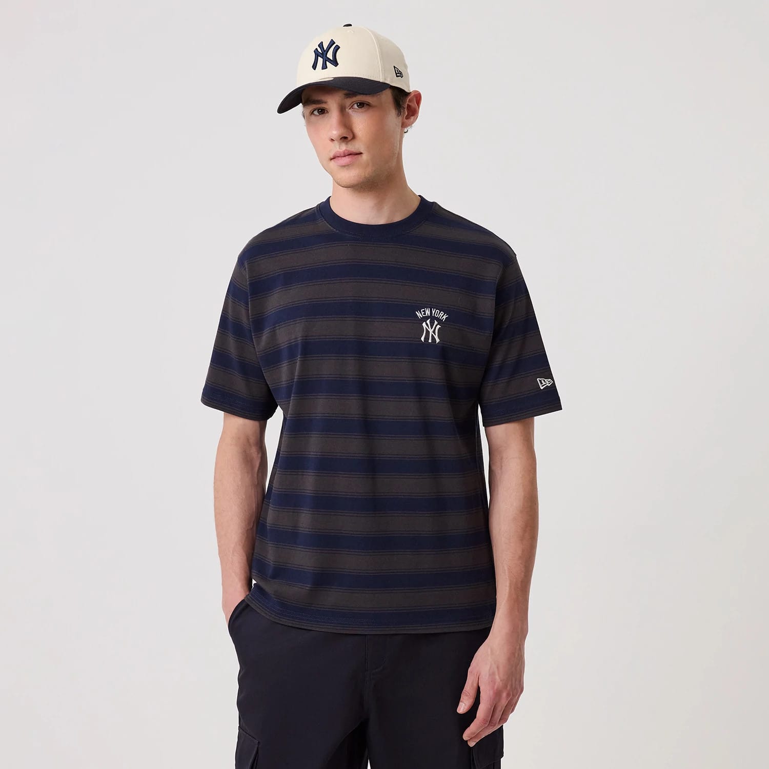New York Yankees MLB Border Navy Oversized T-Shirt-kentox