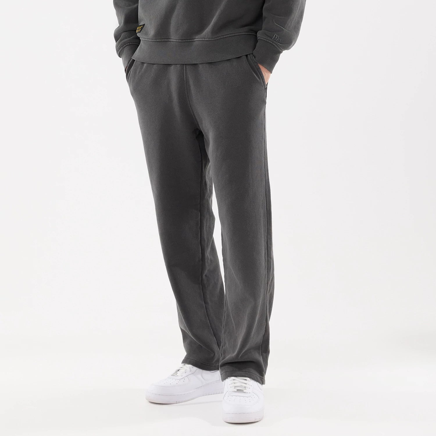 New Era Originators Black Straight Leg Joggers-kentox