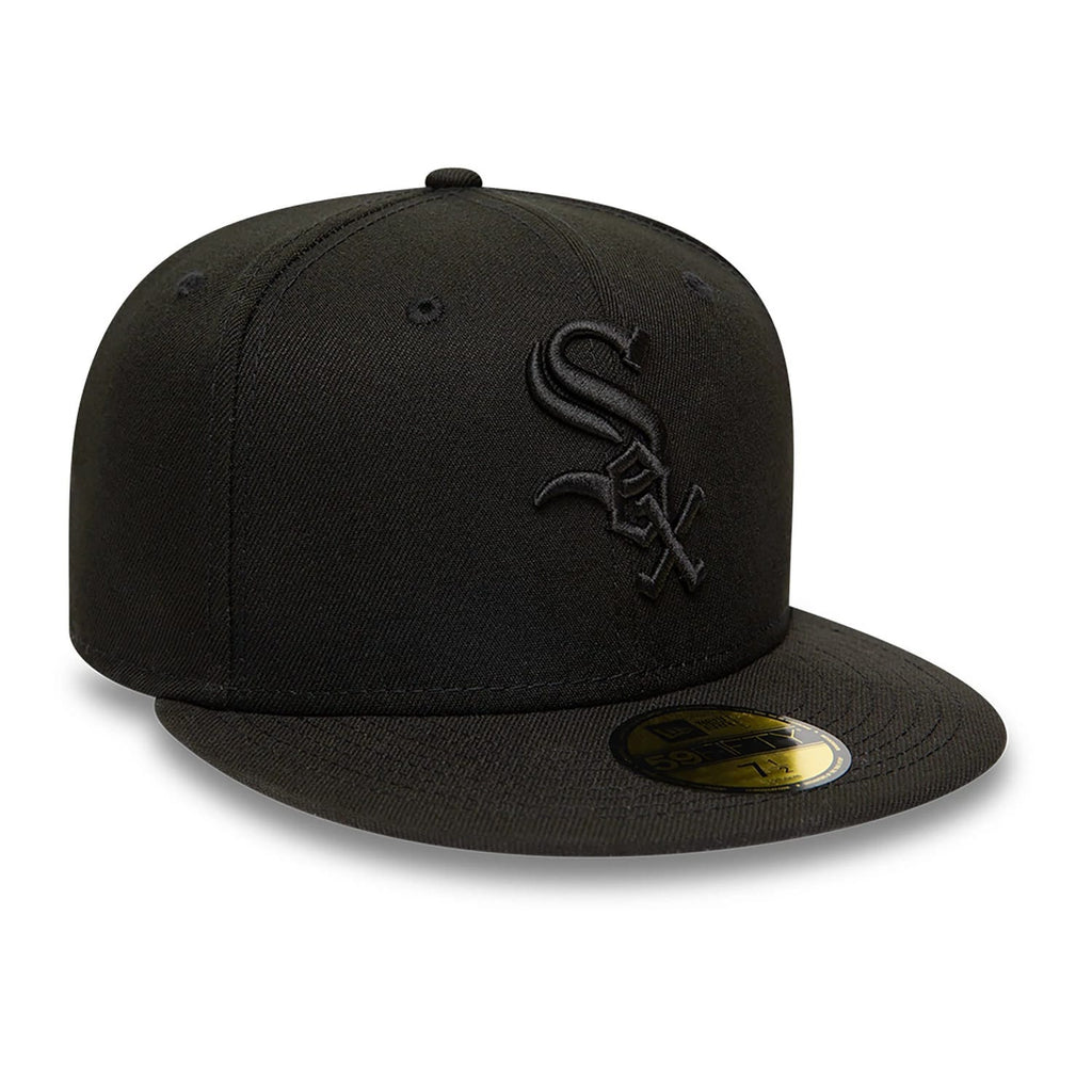 Chicago White Sox MLB Black on Black 59FIFTY Fitted Cap-kentox