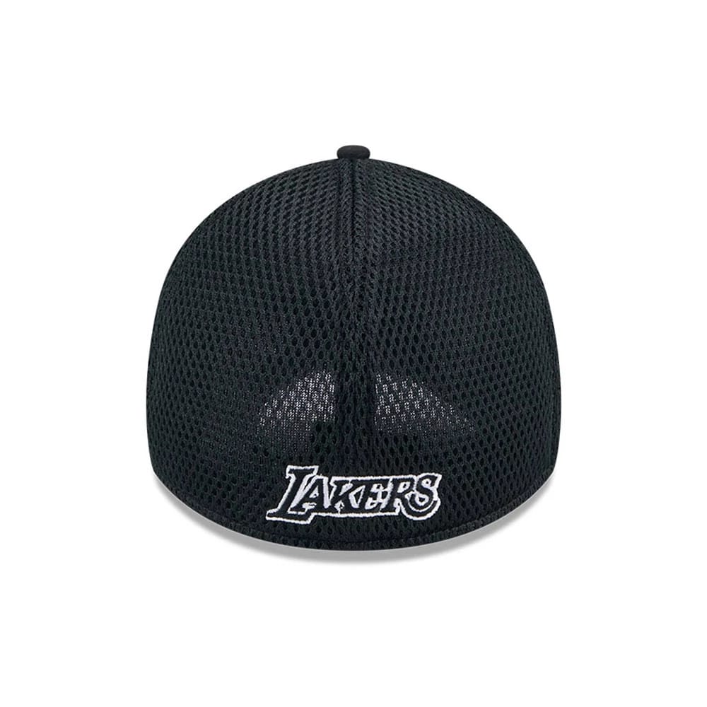 LA Lakers NBA Evergreen Neo Black 39THIRTY Stretch Fit Cap-kentox