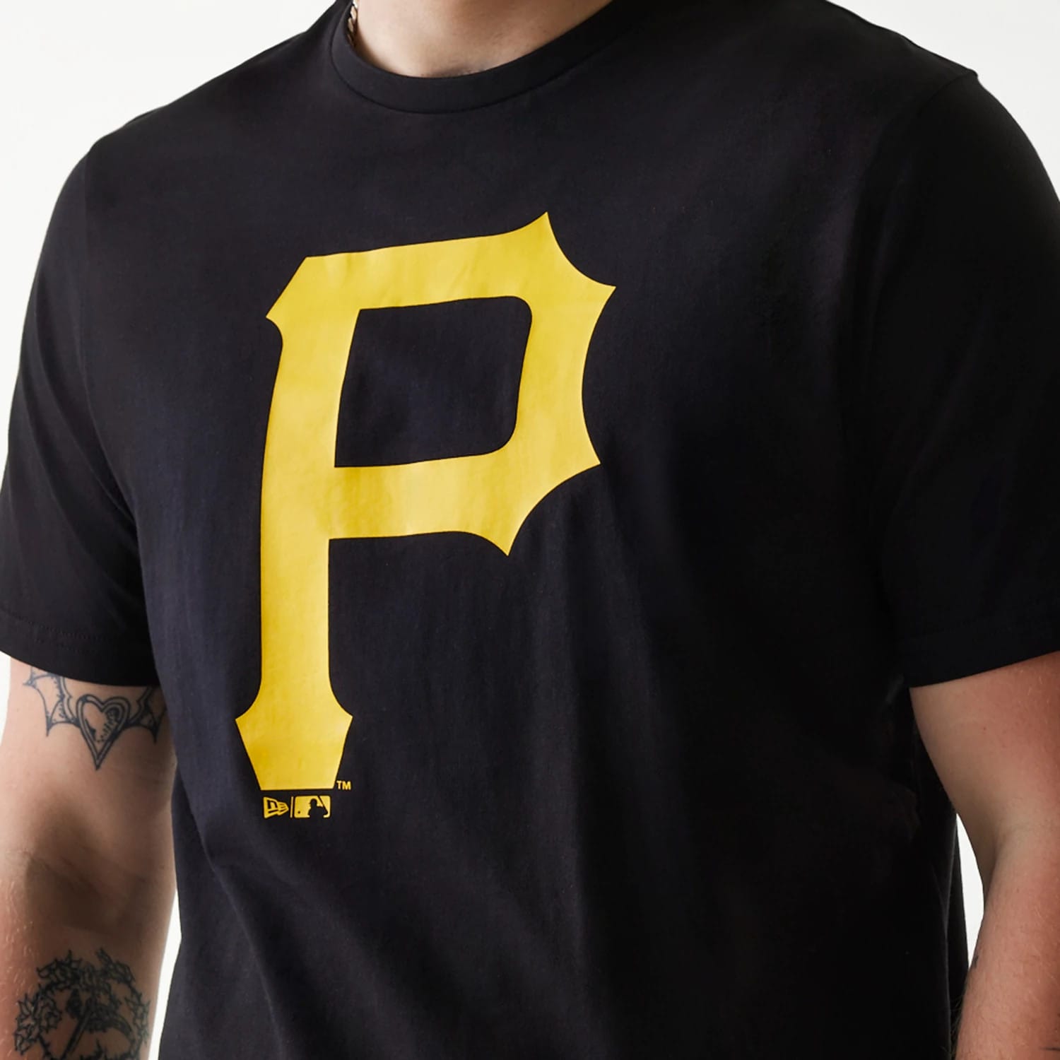 Pittsburgh Pirates MLB Regular Black T-Shirt-kentox