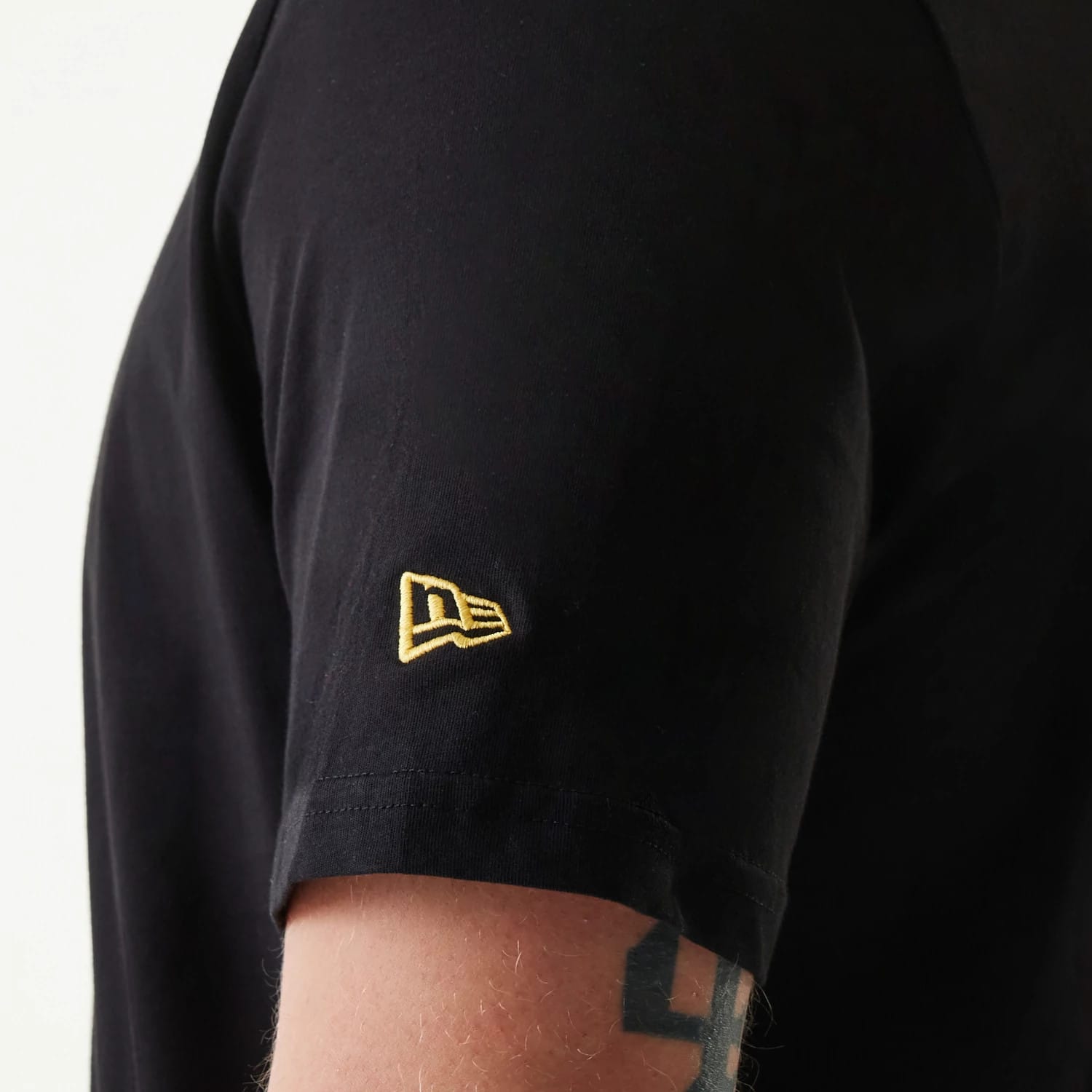 Pittsburgh Pirates MLB Regular Black T-Shirt-kentox