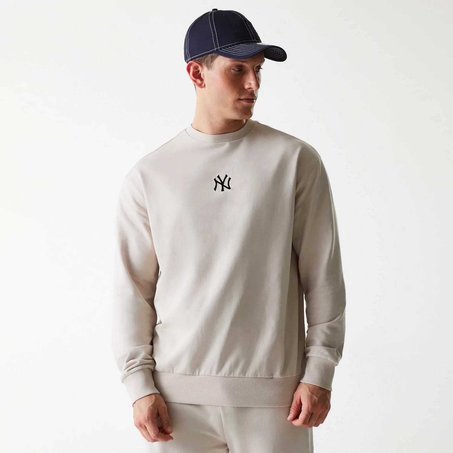 New York Yankees MLB League Essential French Terry Cream Crew Neck Sweater-kentox