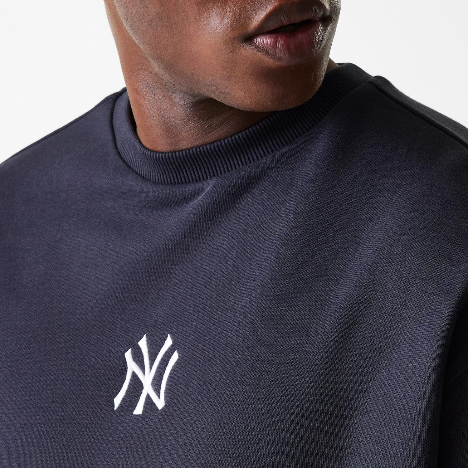 New York Yankees MLB League Essential French Terry Navy Crew Neck Sweater-kentox