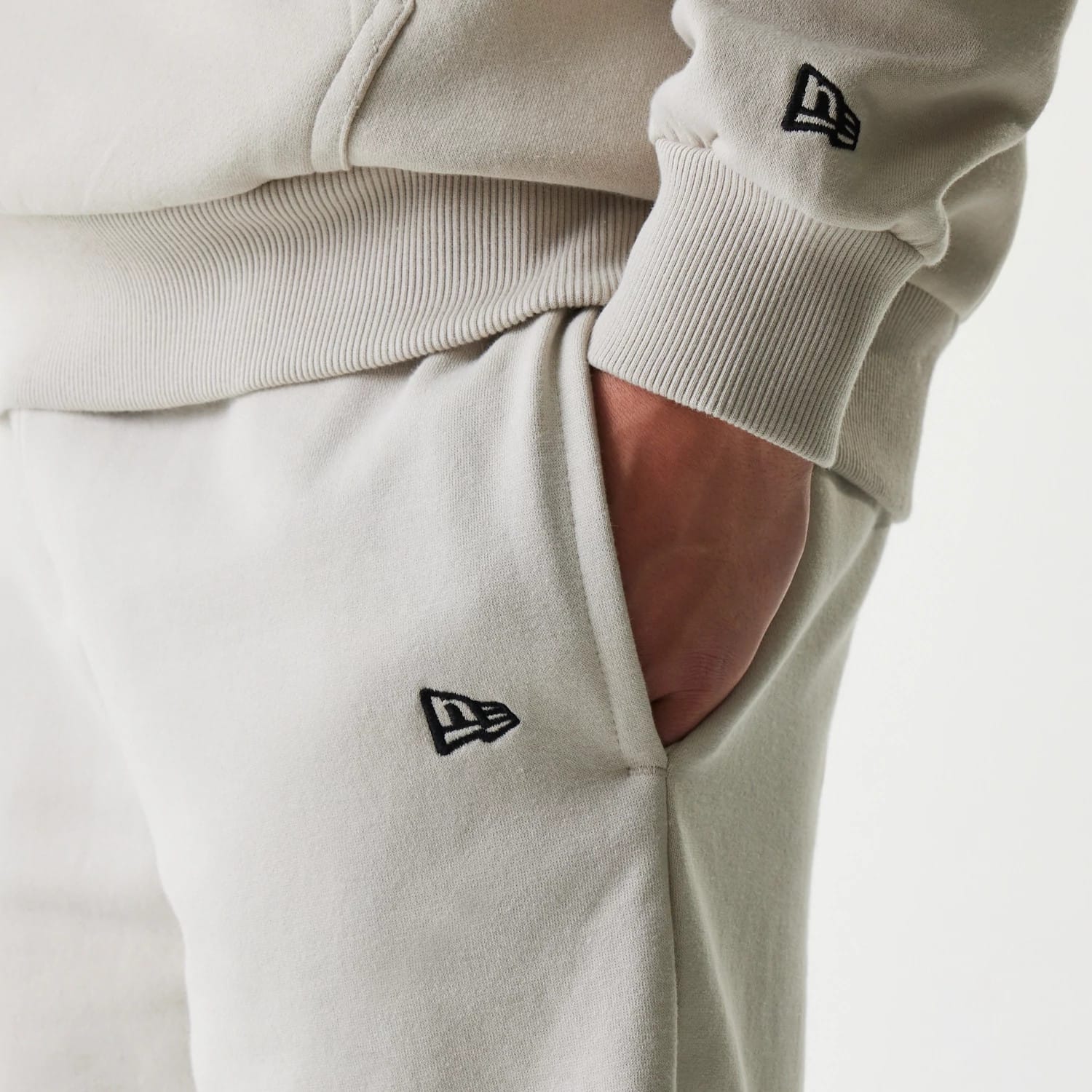 New York Yankees MLB League Essential Midi Cream Shorts-kentox