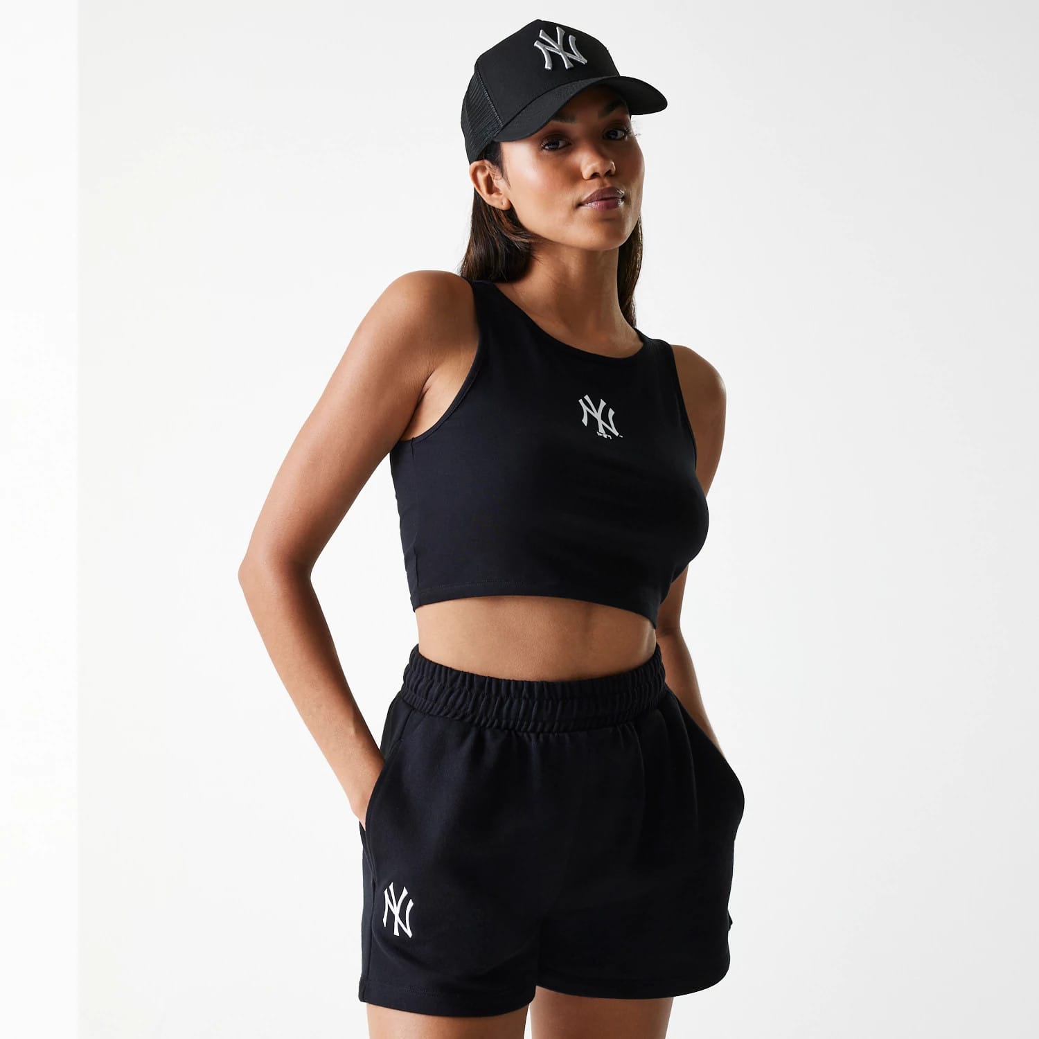 New York Yankees Womens MLB Midi League Essential Black Shorts-kentox