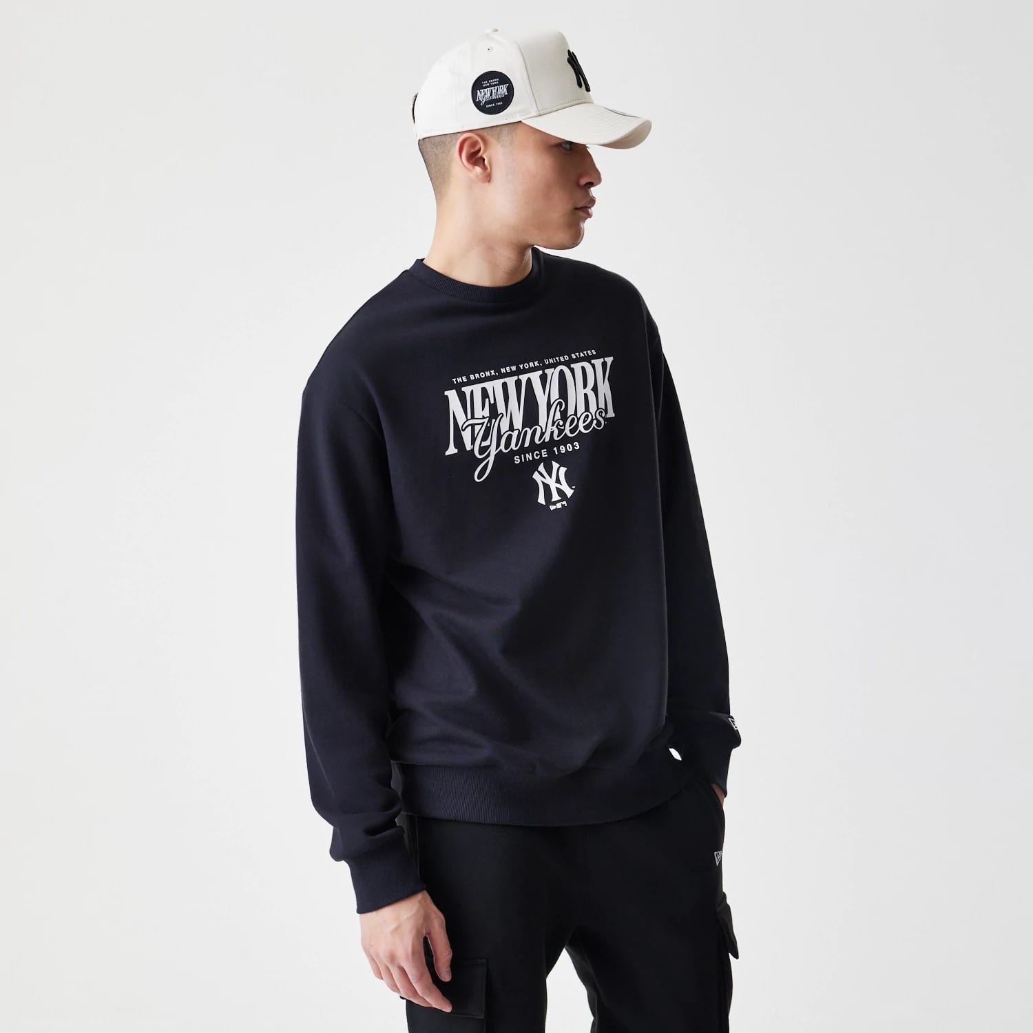 New York Yankees MLB Script Black Crew Neck Sweater-kentox