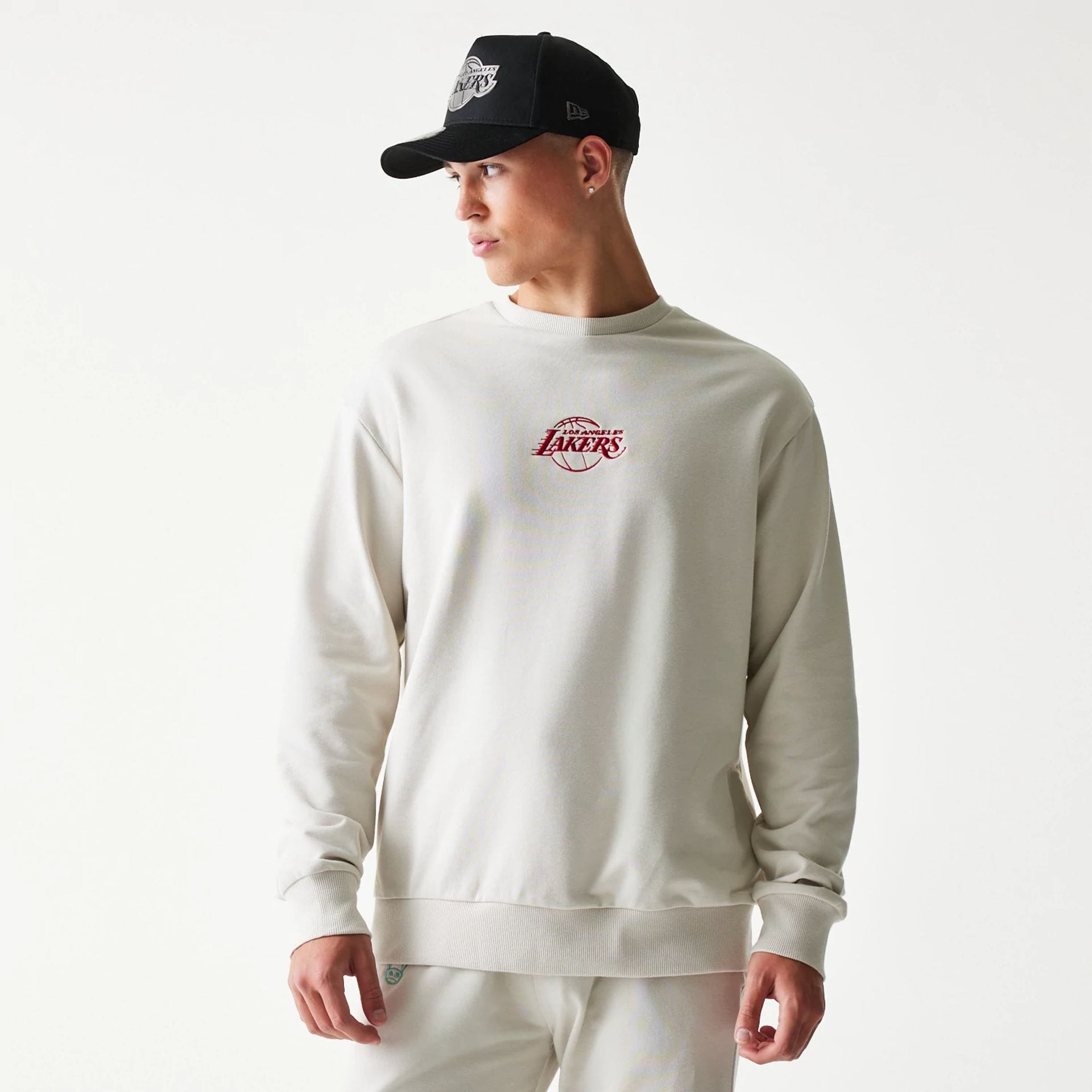 LA Lakers NBA Cream Oversized Crew Neck Sweater-kentox