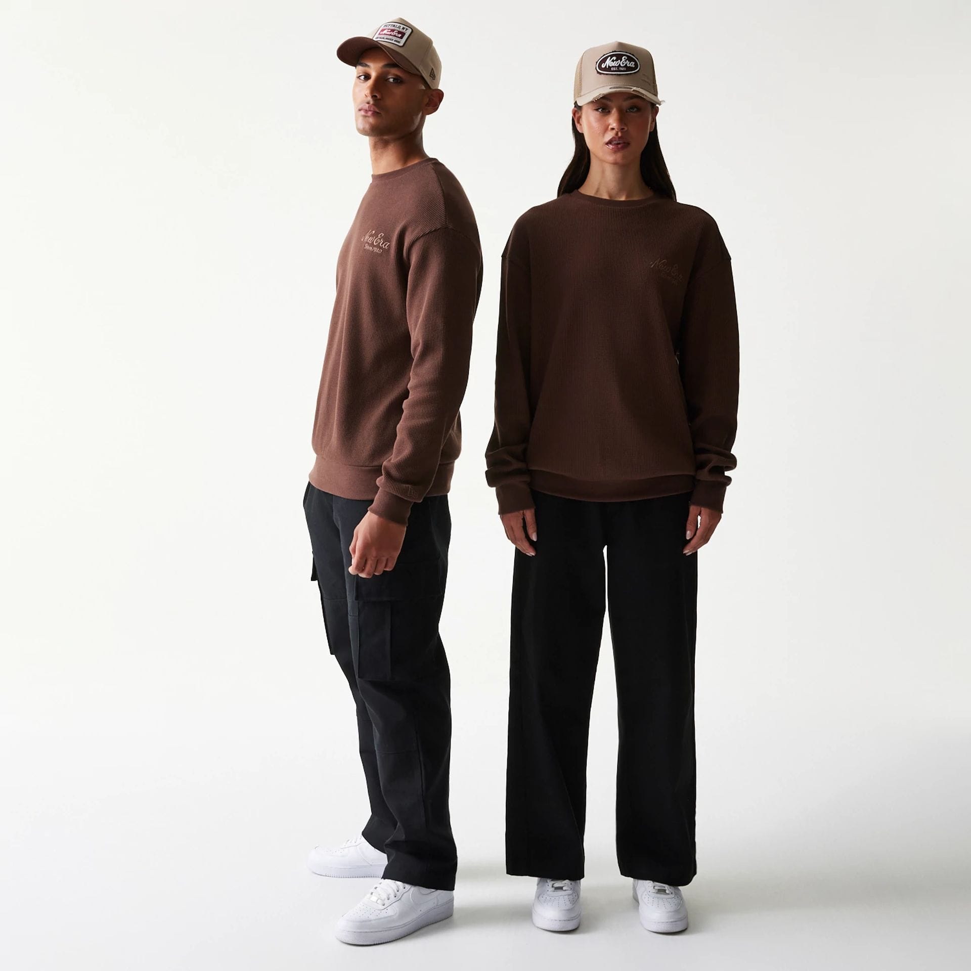 New Era Script Waffle Brown Crew Neck Sweater-kentox
