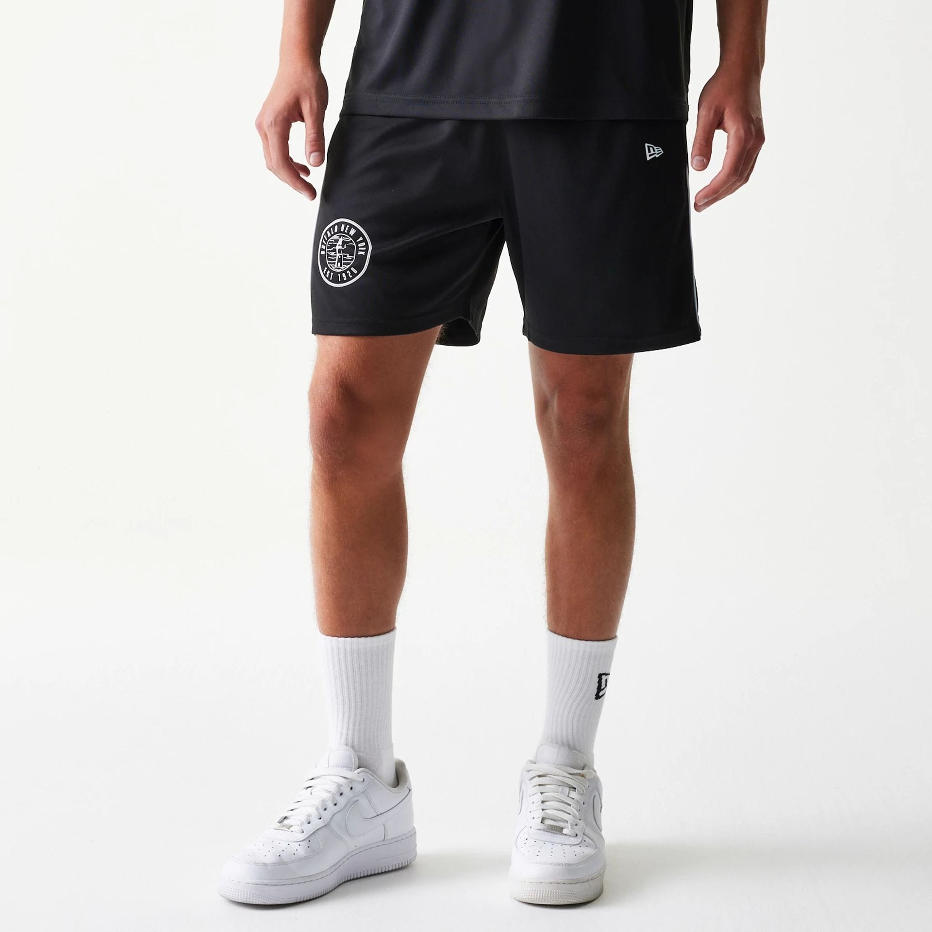 New Era Football Black Shorts-kentox