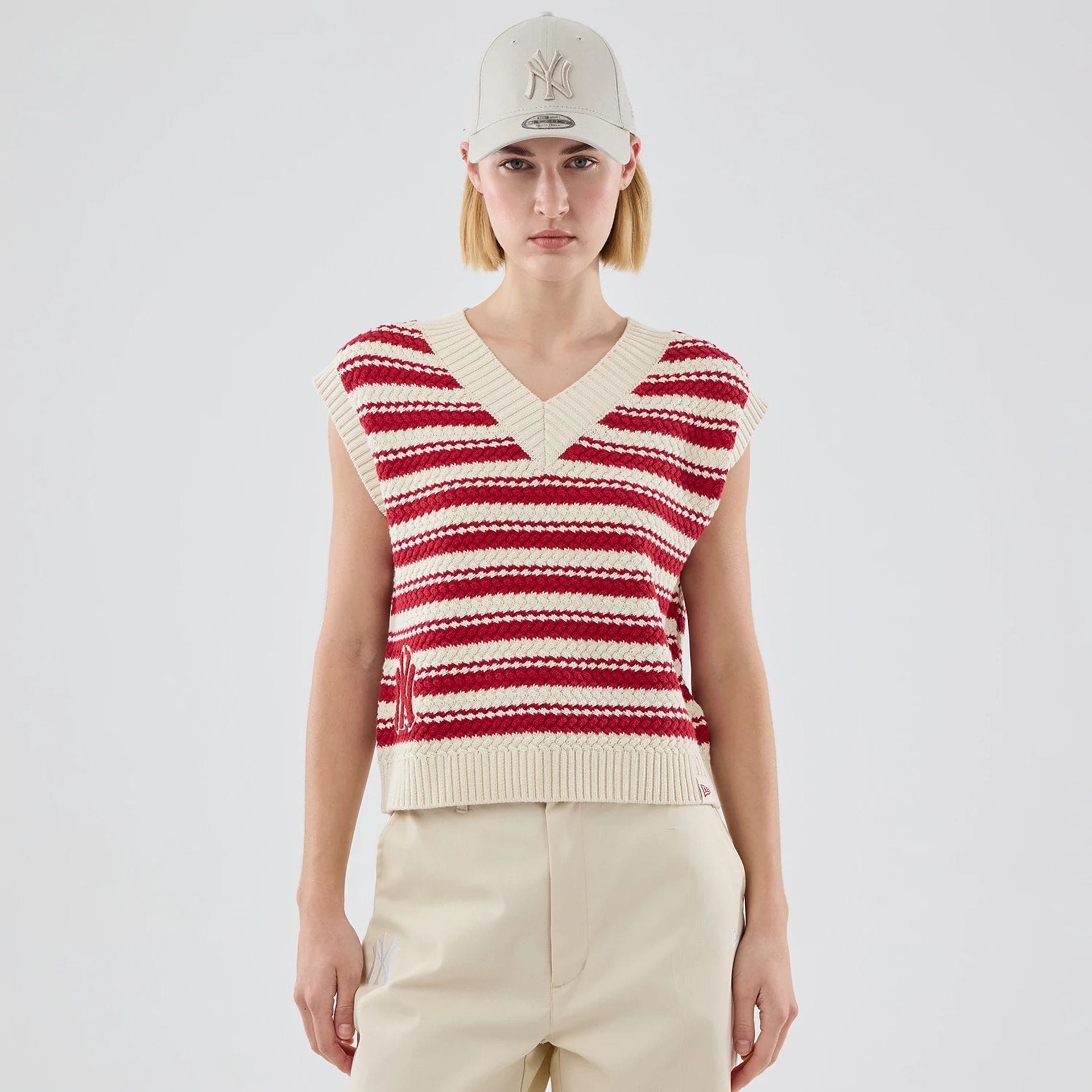 New York Yankees Womens MLB Knit Stripe Dark Red Sleeveless V-neck Sweater-kentox