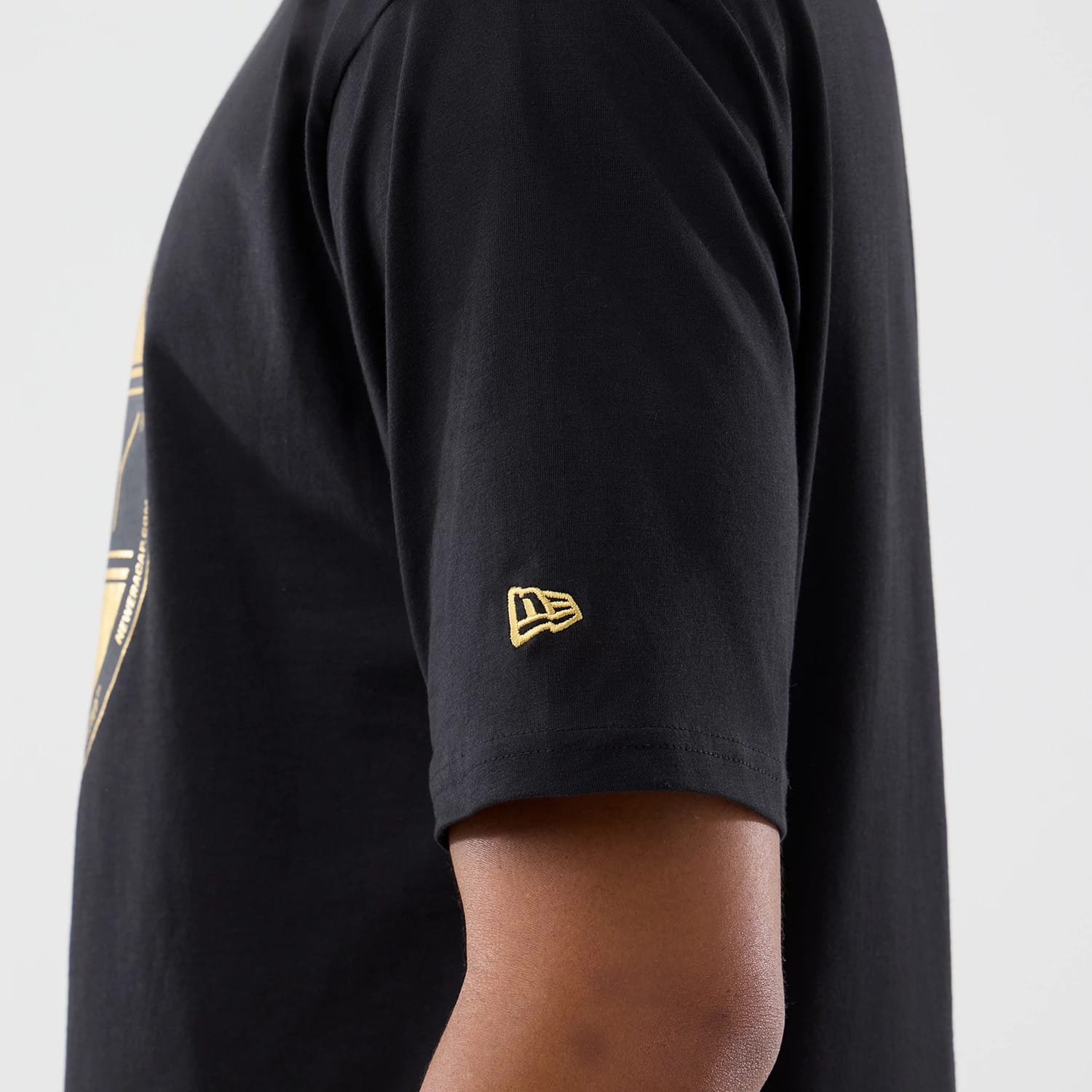 New Era Sticker London Black Oversized T-Shirt-kentox