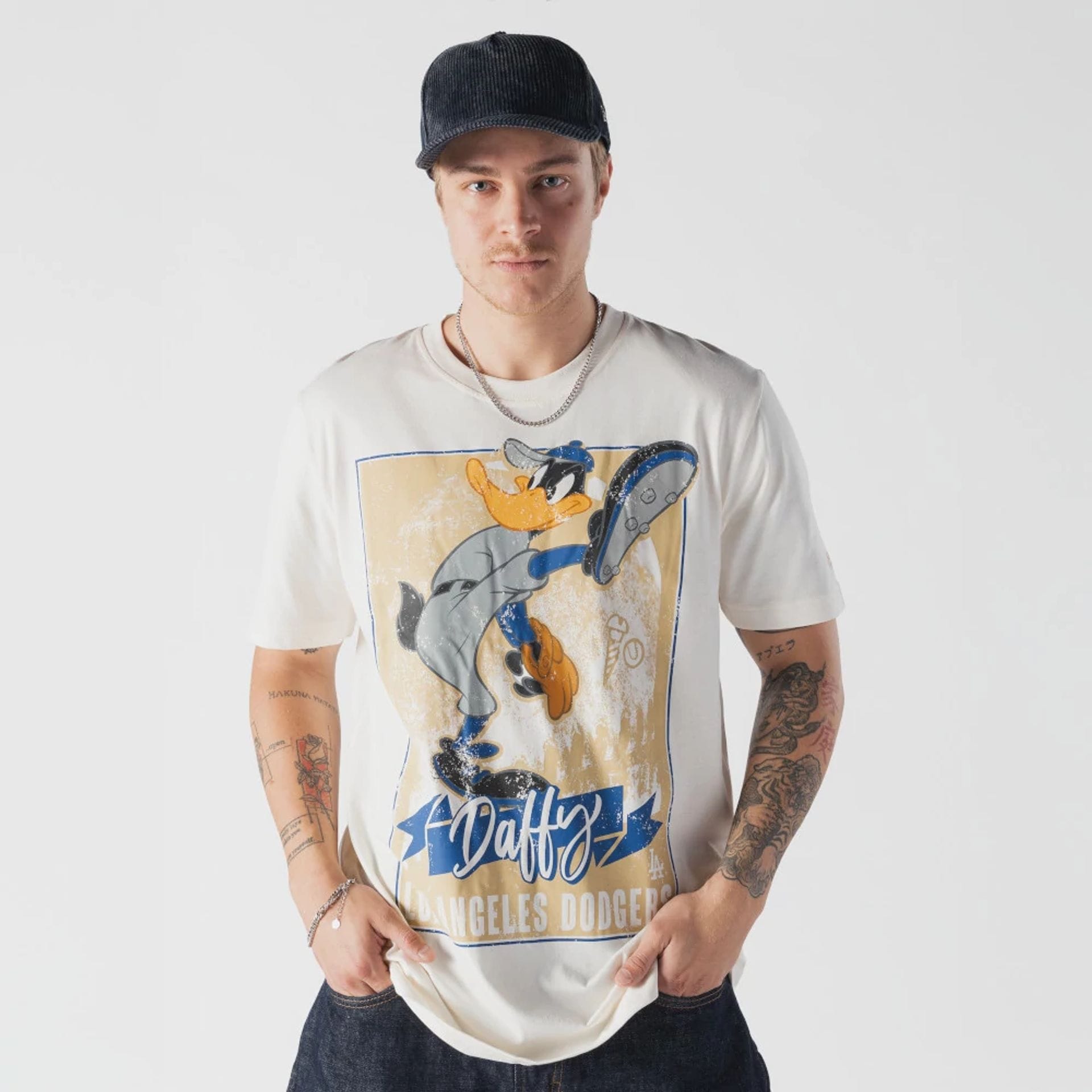 LA Dodgers MLB X Looney Tunes Cream T-Shirt-kentox