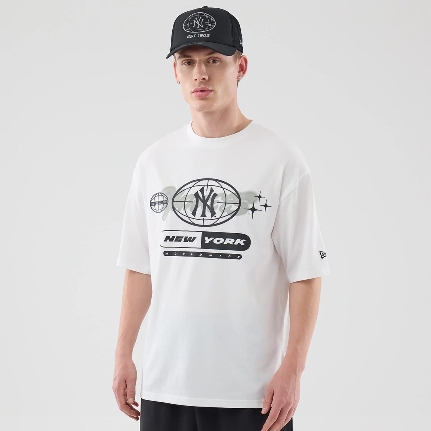 New York Yankees MLB Logo Graphic White Oversized T-Shirt-kentox