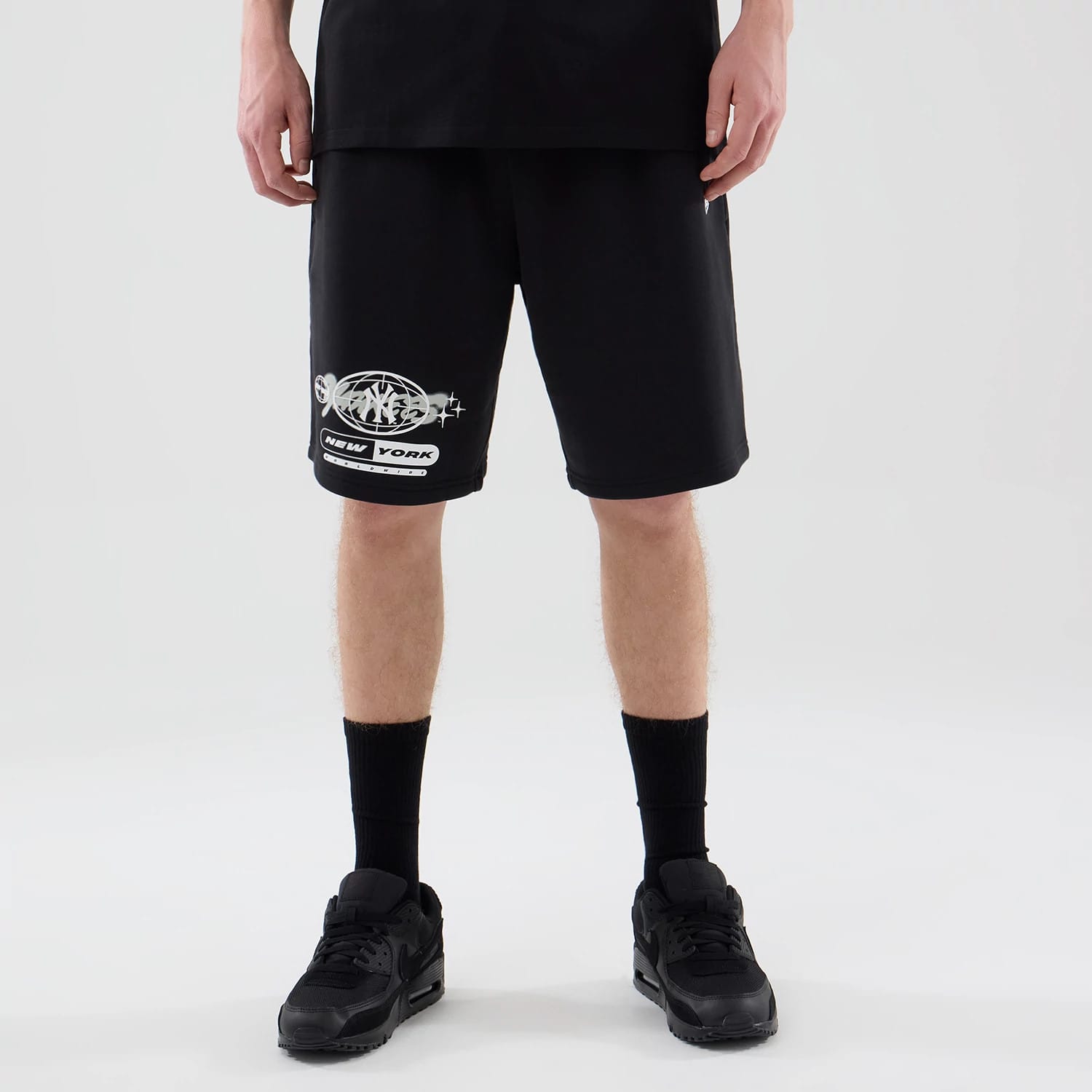 New York Yankees MLB Logo Graphic Black Oversized Shorts-kentox
