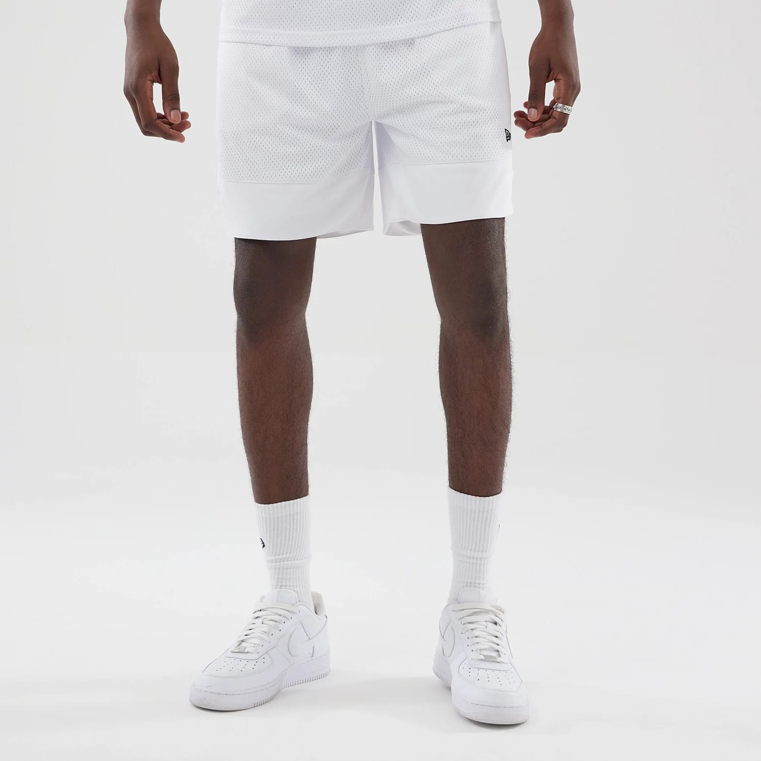 New Era Mesh White Oversized Shorts-kentox